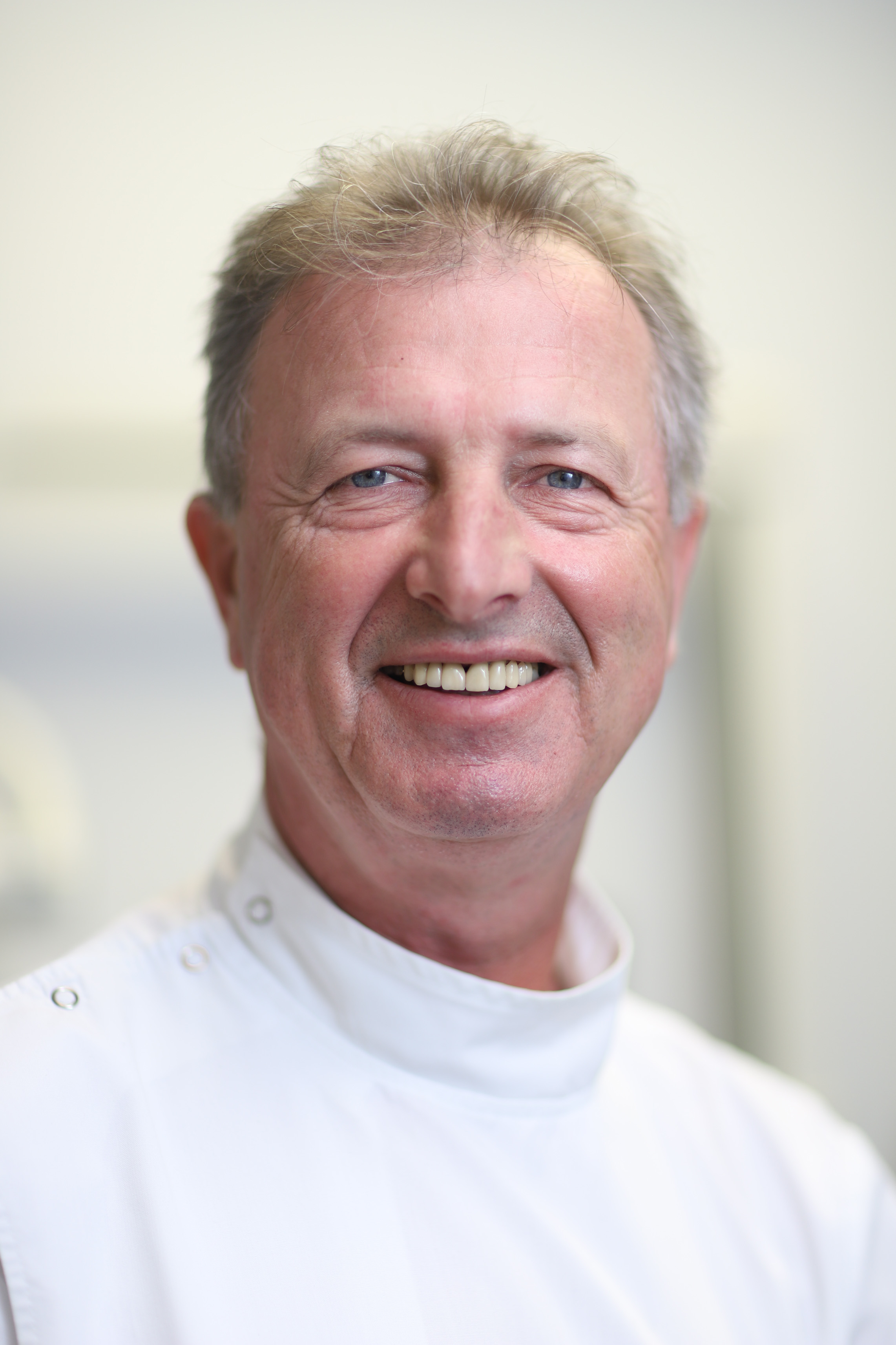 Henderson Zoran Kostic