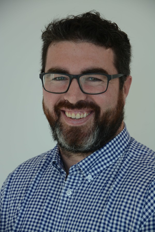 Portrait of Simon Leith