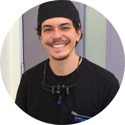 Dr Calebe Demelo Dentist Coastlands