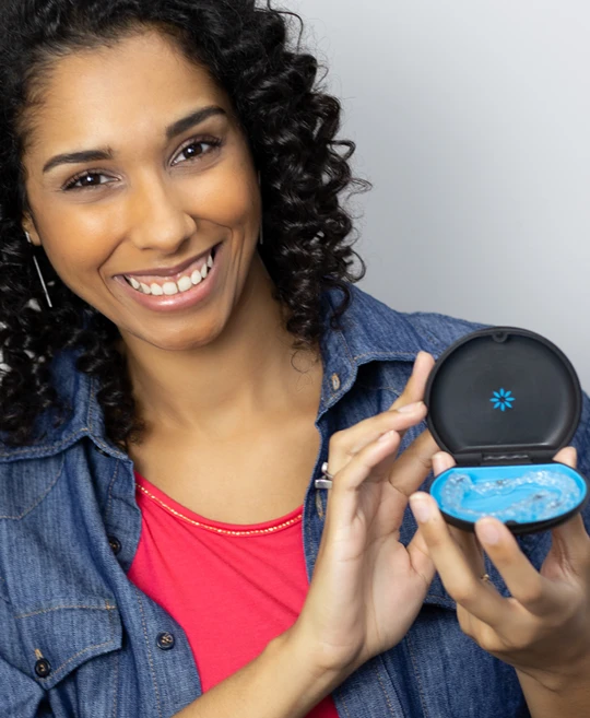 260407 006 V1 Lumino Como St Takapuna Invisalign Open Day Landing Page Header Mobile 690X480