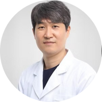 Hyun Ahn Dentist In Rosedale